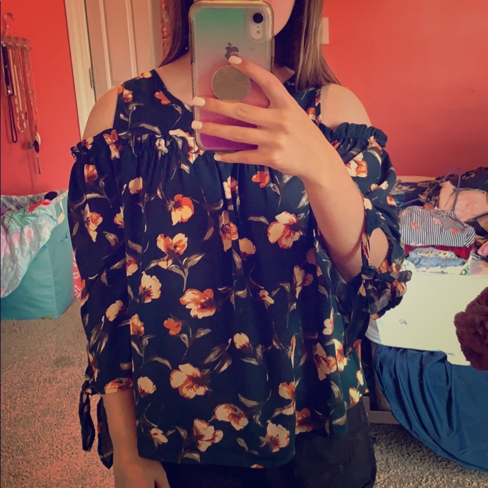 Cute top